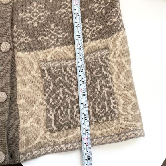 Icelandic Design wool blend button up jacket - Picture 13 of 16